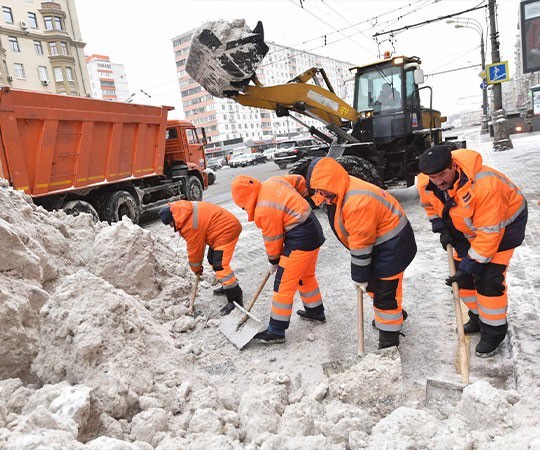 Уборка снега в Зеленограде и  Московской области