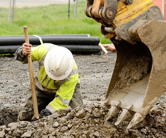 Земляные работы в Зеленограде и  Московской области